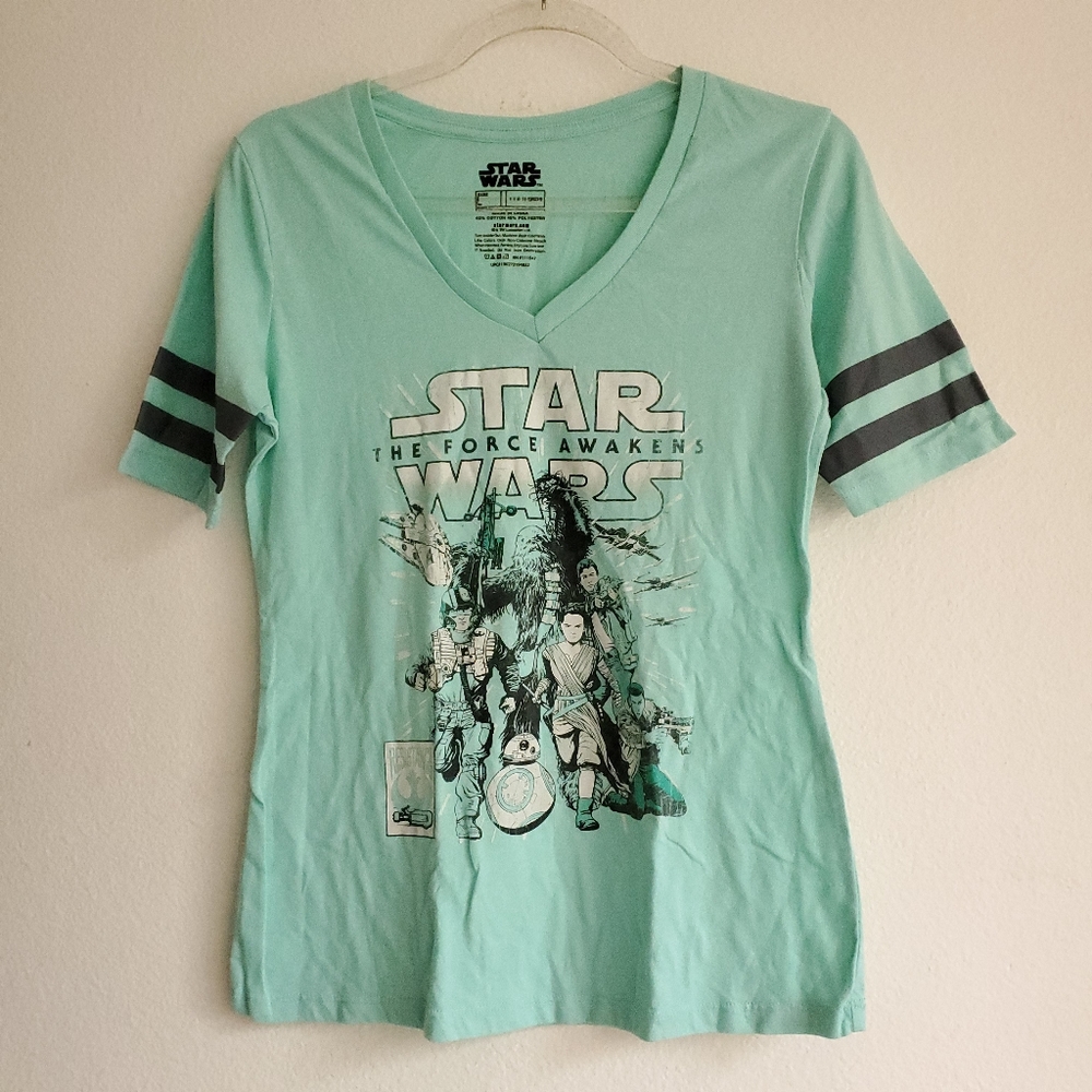 Star Wars Force Awakens T-Shirt size L